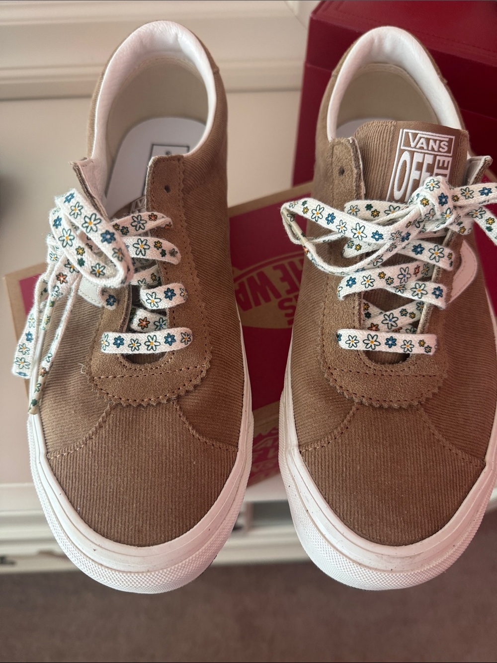 Vans Kids Brown Canvas Sneakers with Daisy Laces